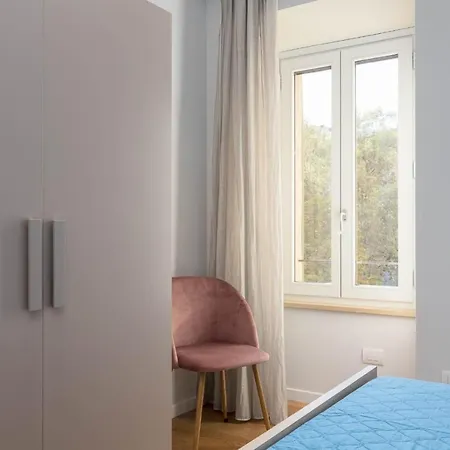 Historic Center Stylish Flat With Balcony! Apartment